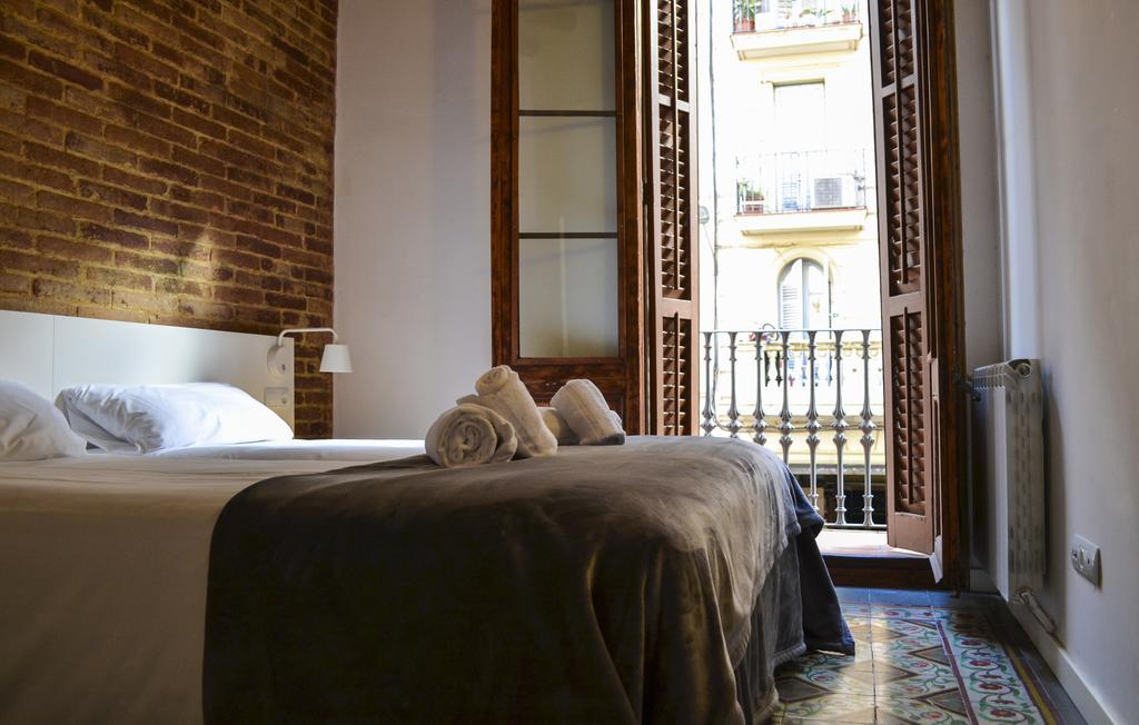 Happy People Plaza Espana Apartments Barcelona Room photo