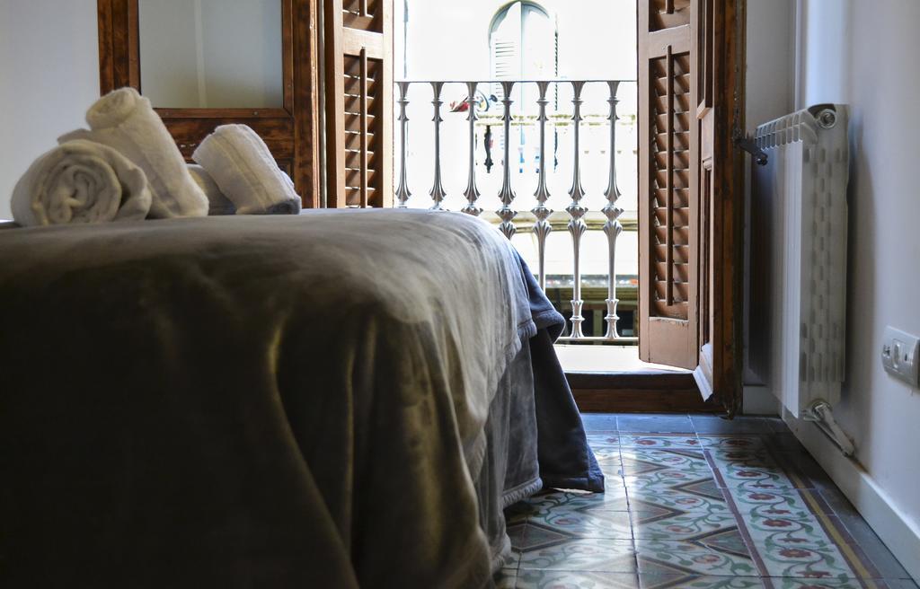 Happy People Plaza Espana Apartments Barcelona Room photo