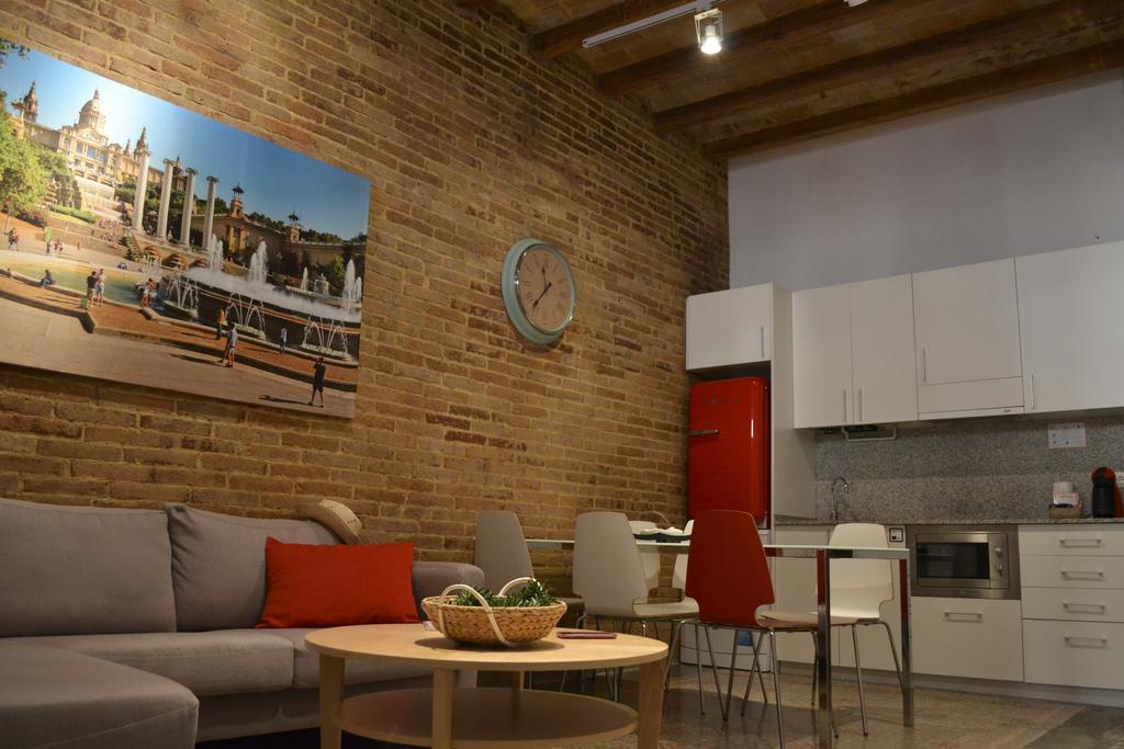 Happy People Plaza Espana Apartments Barcelona Room photo