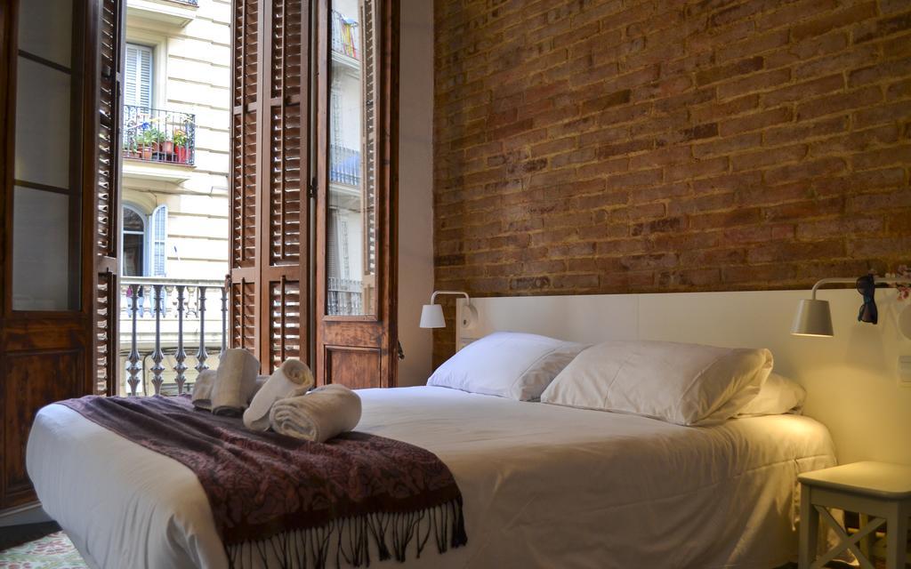 Happy People Plaza Espana Apartments Barcelona Room photo