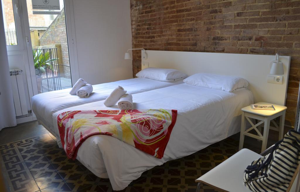 Happy People Plaza Espana Apartments Barcelona Room photo