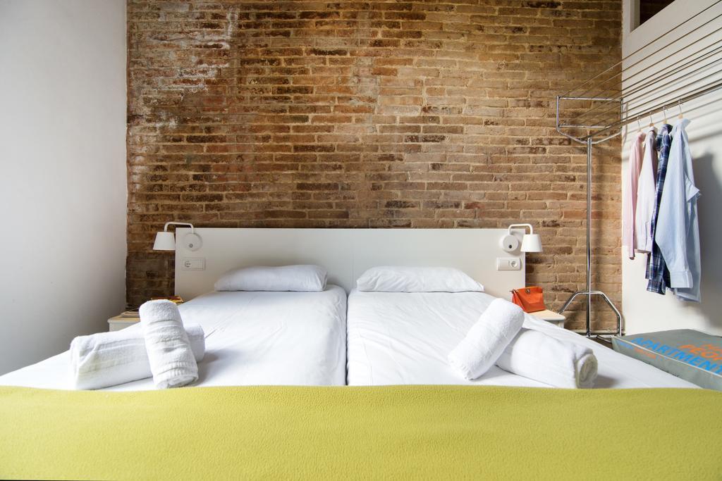 Happy People Plaza Espana Apartments Barcelona Exterior photo