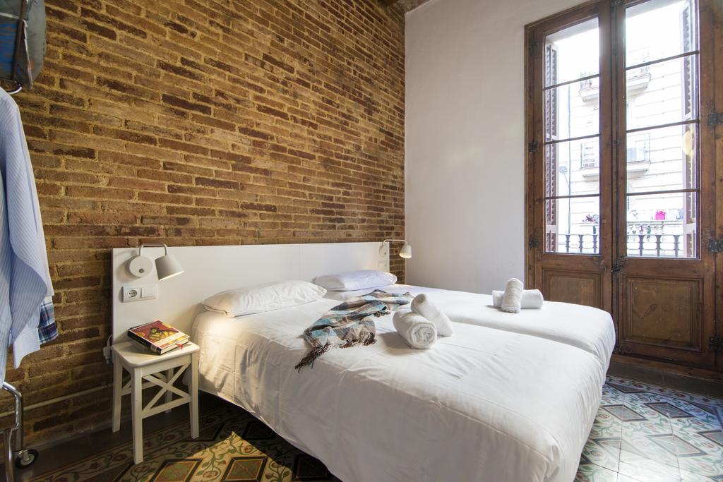Happy People Plaza Espana Apartments Barcelona Exterior photo