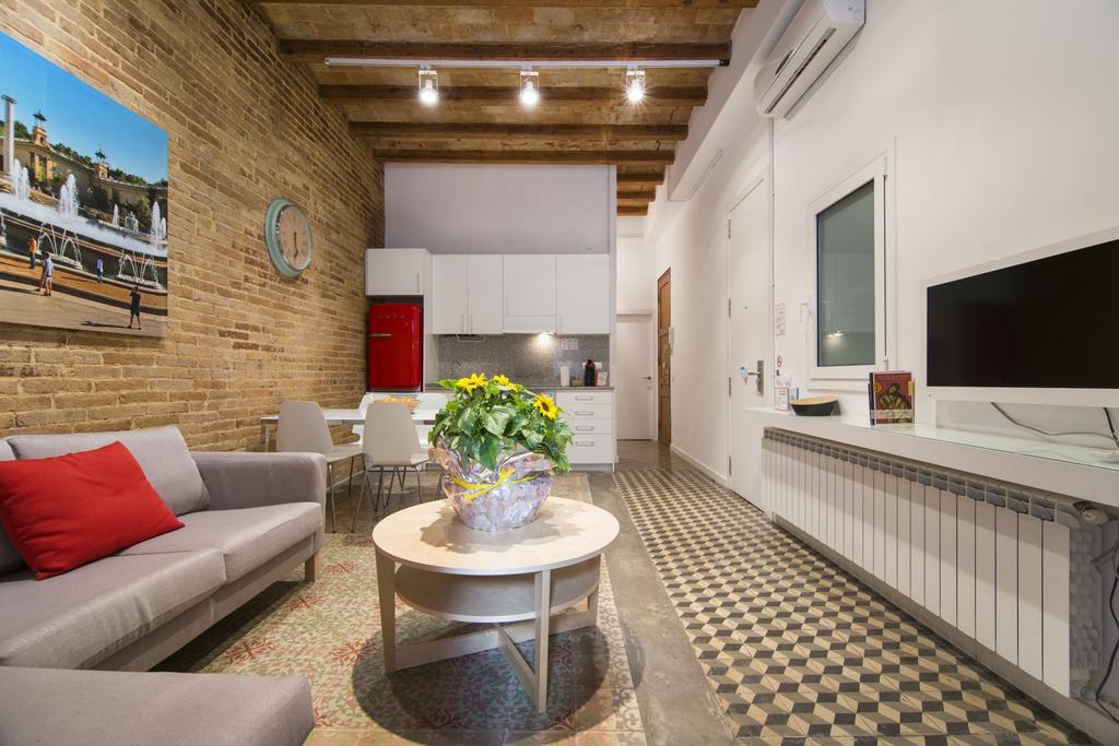 Happy People Plaza Espana Apartments Barcelona Exterior photo